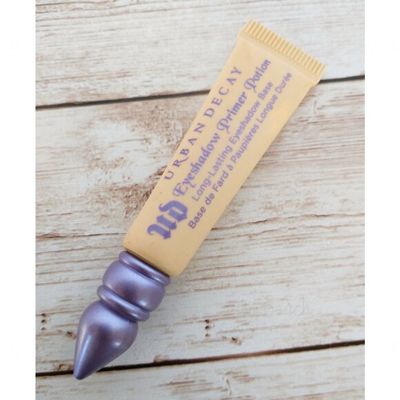 Urban Decay Eden Eyeshadow Primer Potion New 3.7ml/0.13oz Travel Sz Squeeze Tube - Picture 1 of 4